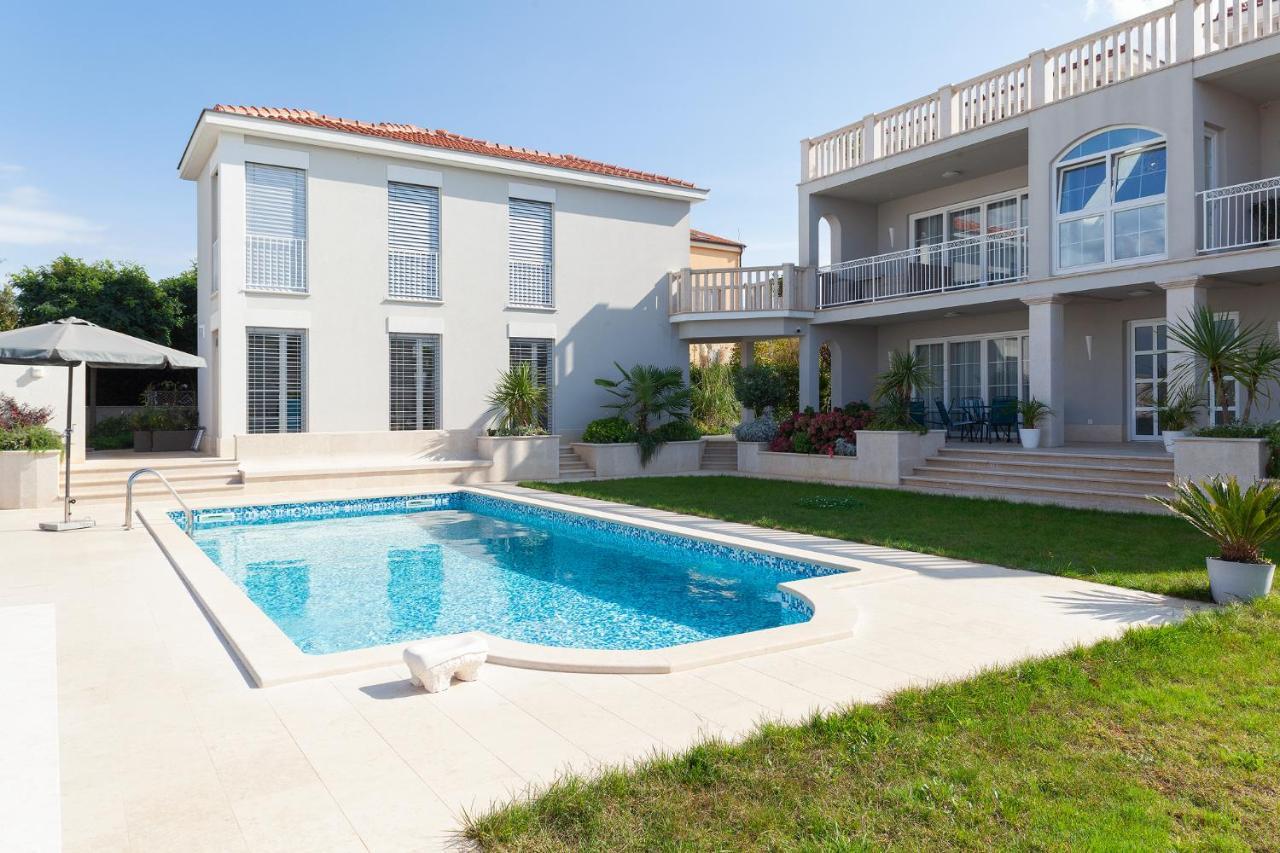 Luxury Apartments Vila Carissa مالينسكا المظهر الخارجي الصورة